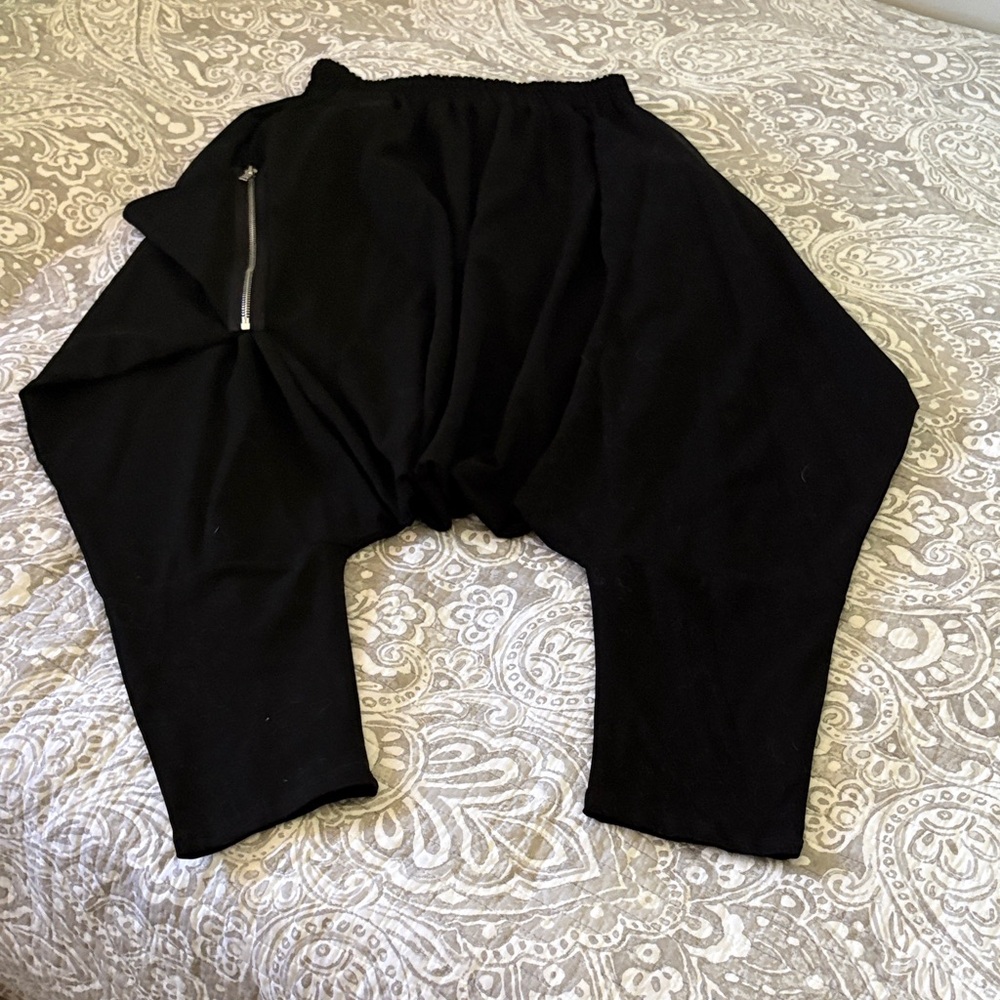 Black Harem Pants with Side Zip Pocket